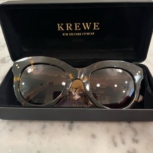 NWOT KREWE Julia Polarized Sunglasses!! Worn once